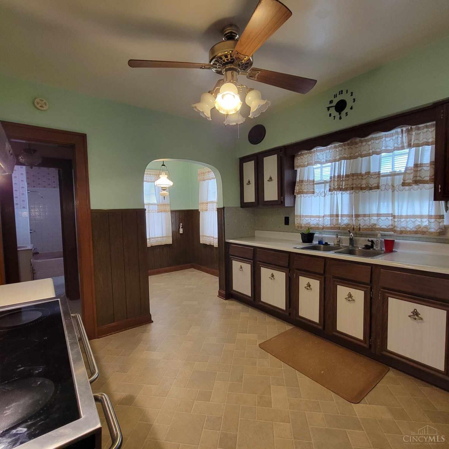 2775 Pleasant Avenue Property Photo 7