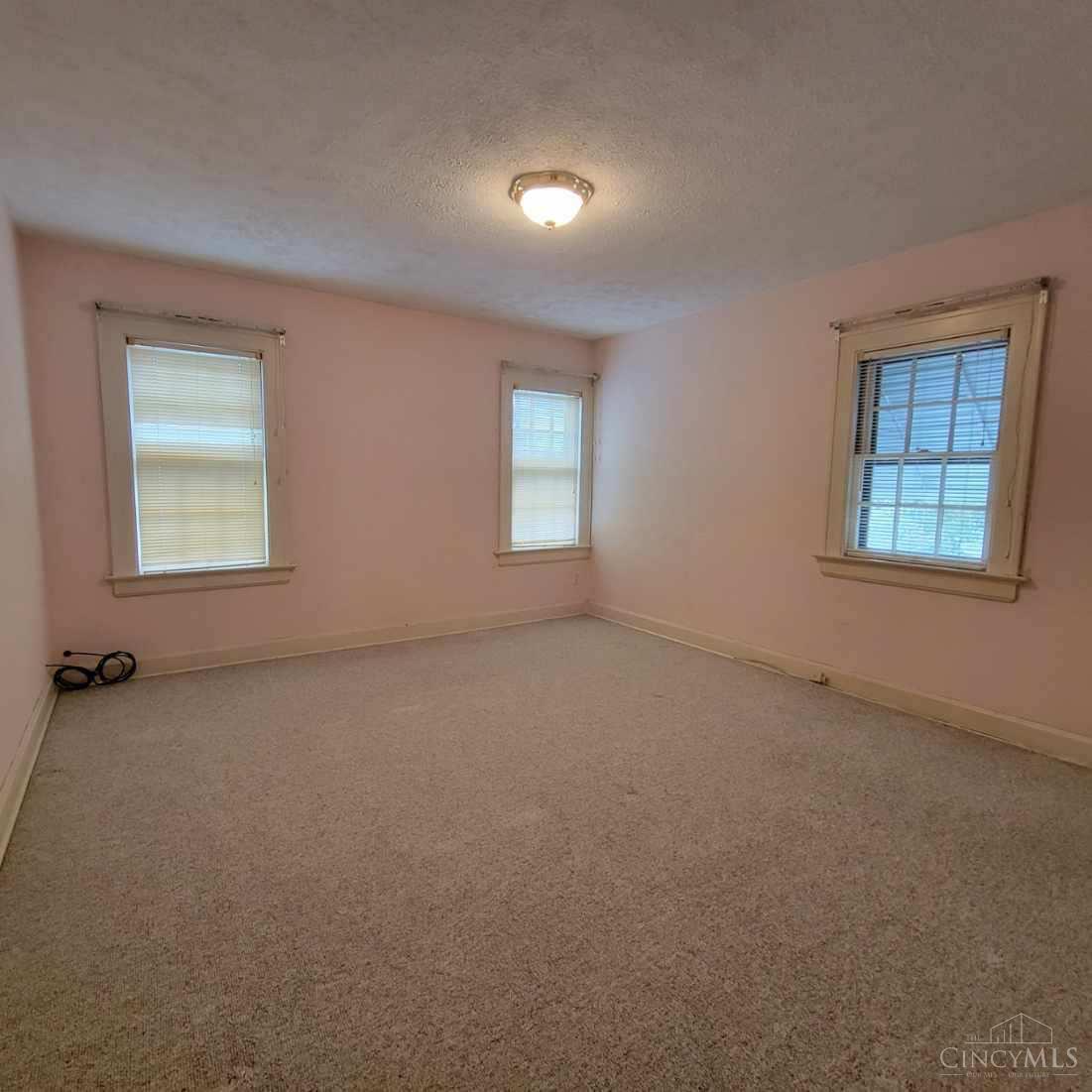 2775 Pleasant Avenue Property Photo 23