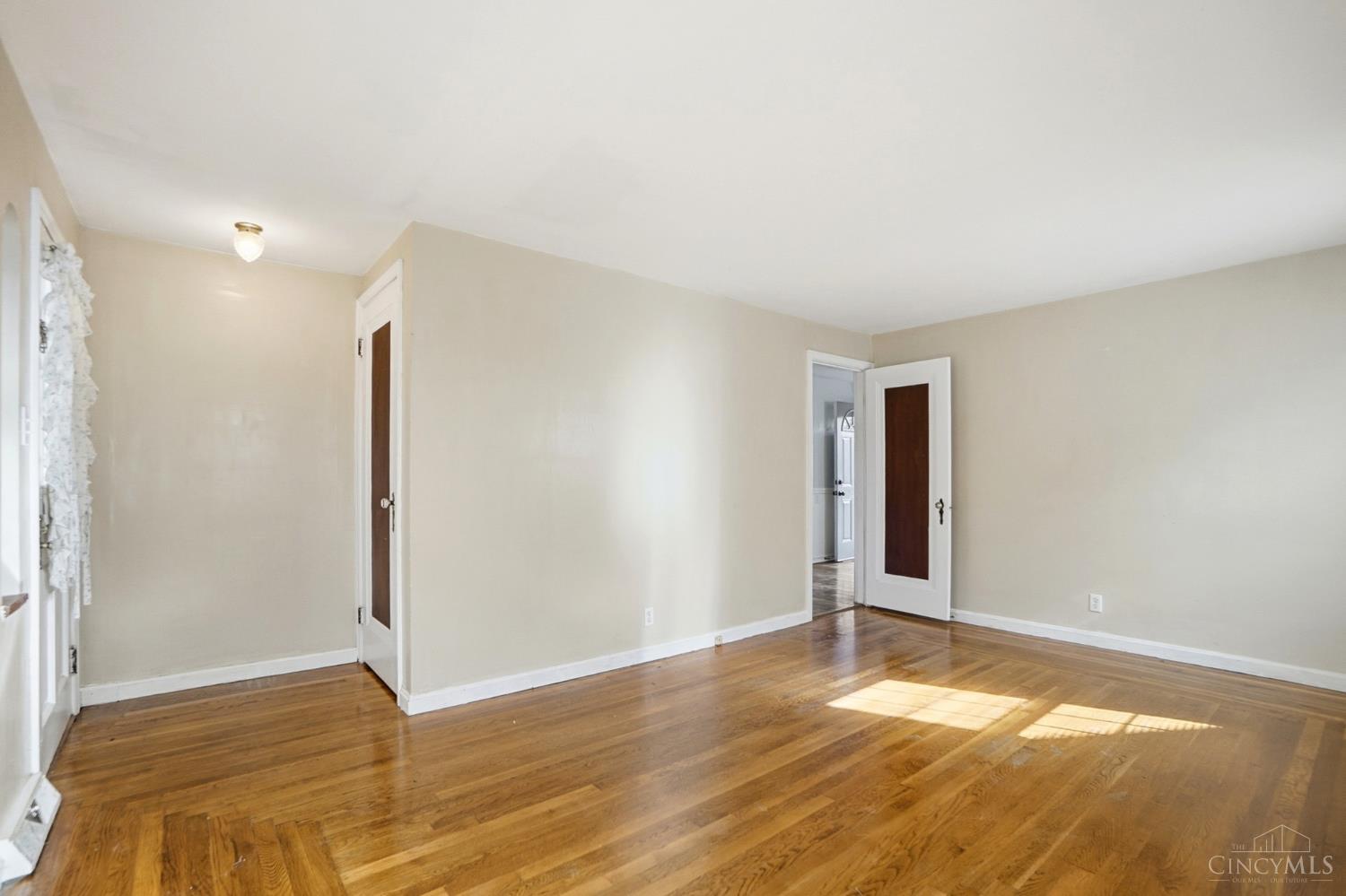 6814 Marvin Avenue Property Photo 3