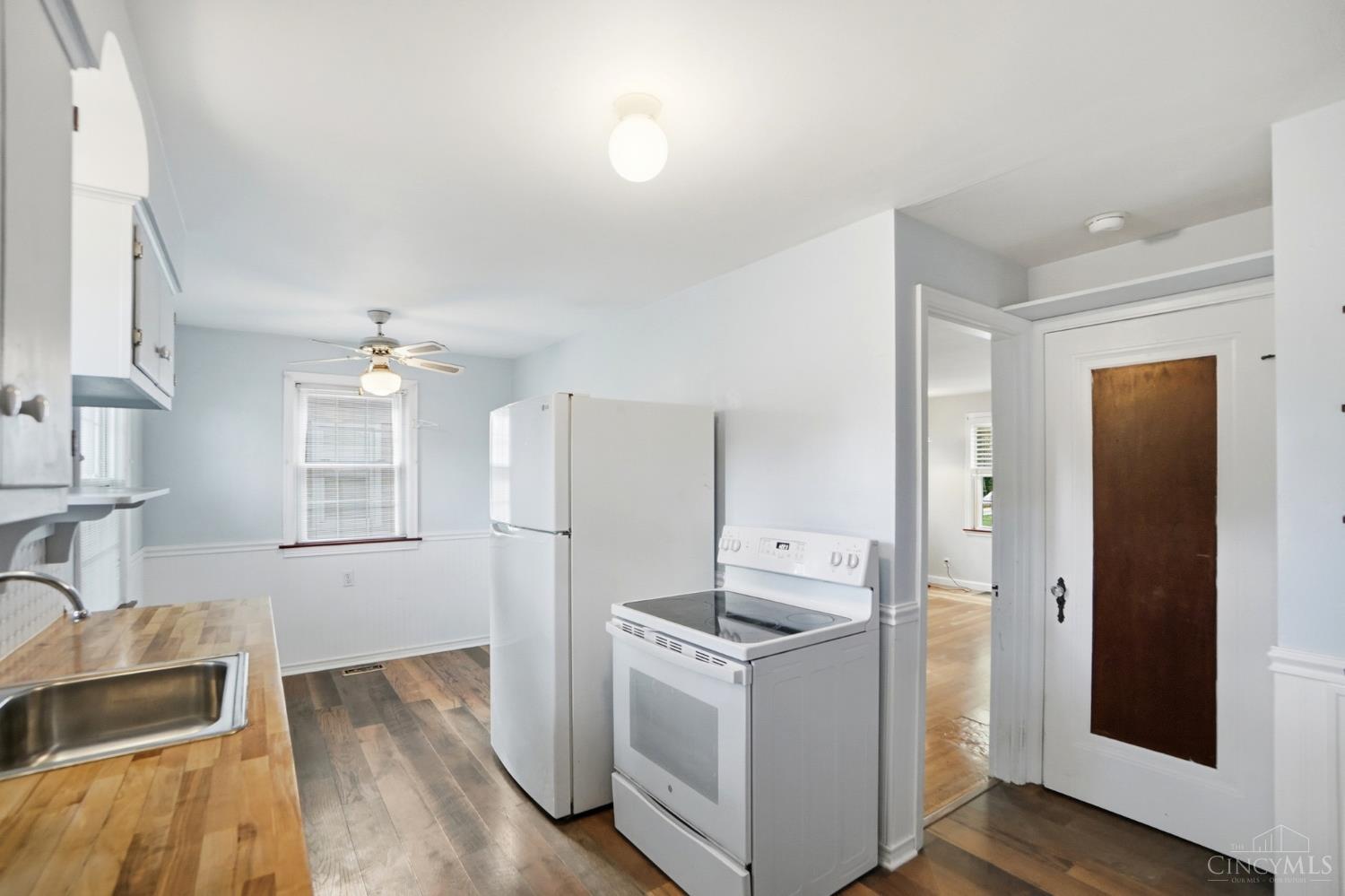 6814 Marvin Avenue Property Photo 7