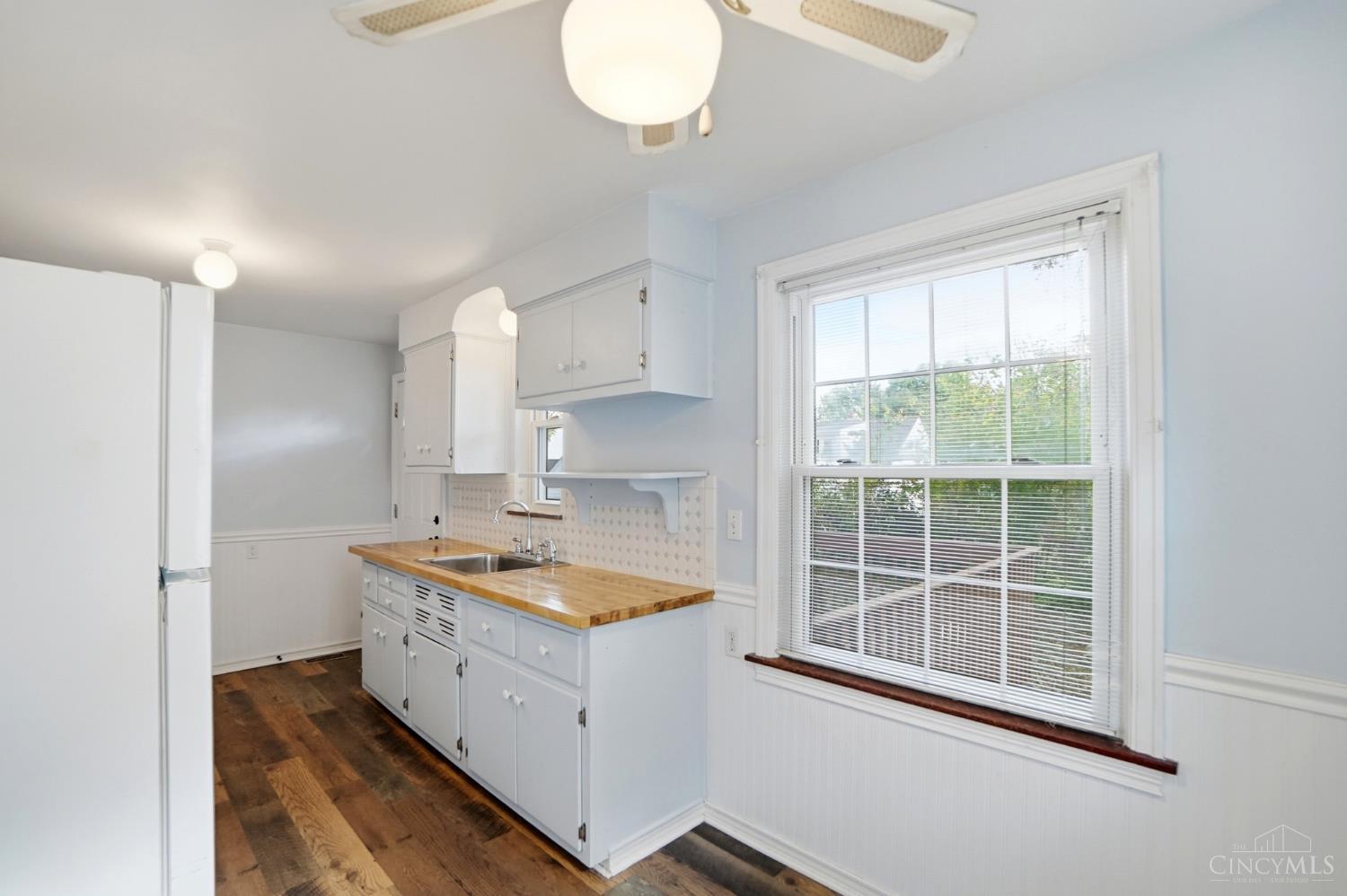 6814 Marvin Avenue Property Photo 9