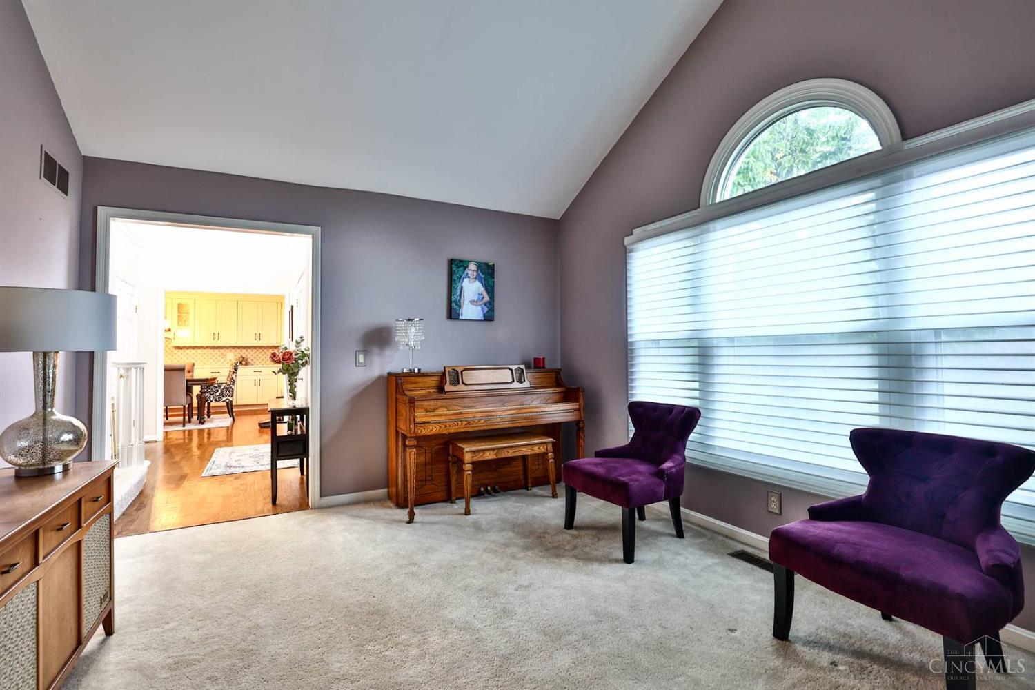 804 Eaglesknoll Court Property Photo 7