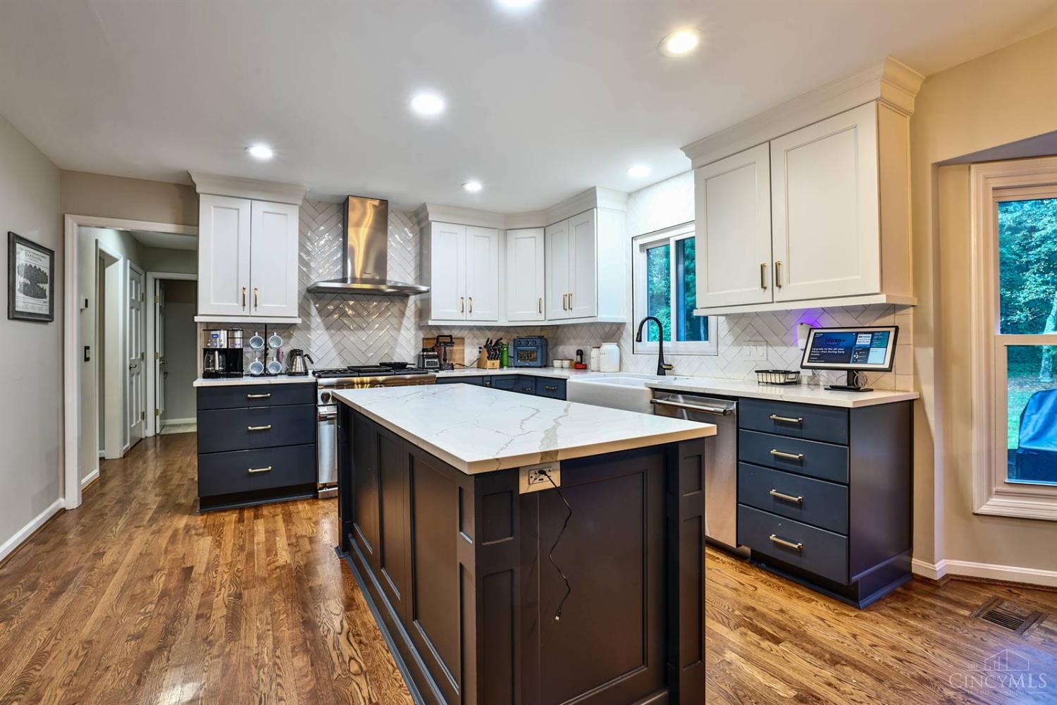 804 Eaglesknoll Court Property Photo 16