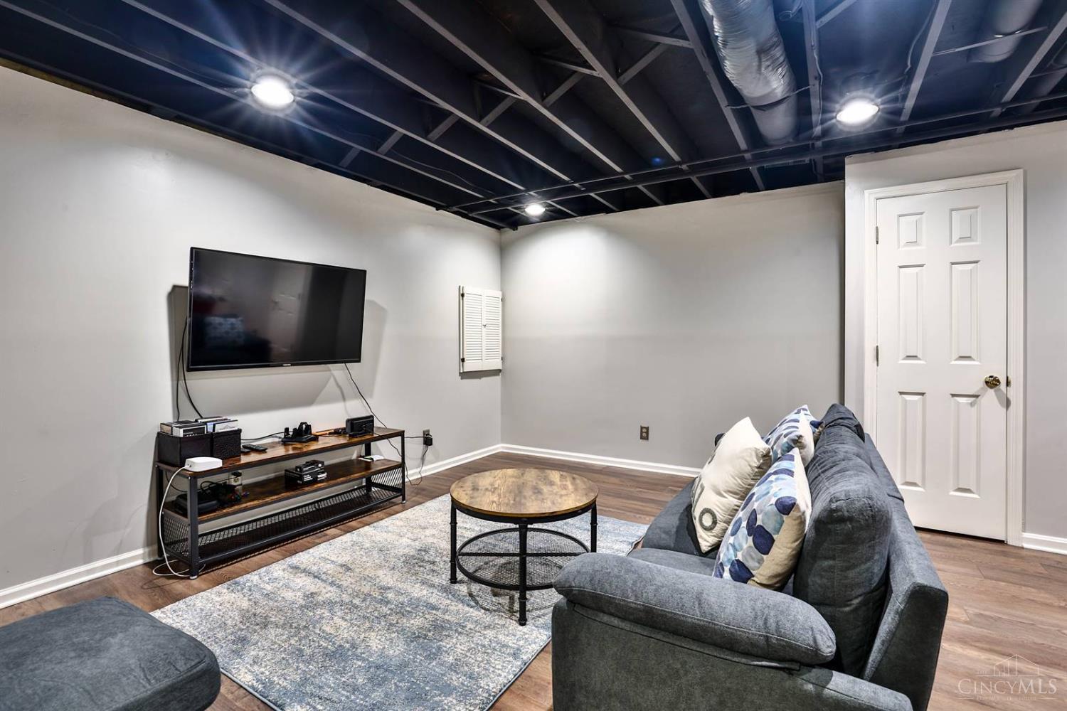 804 Eaglesknoll Court Property Photo 38