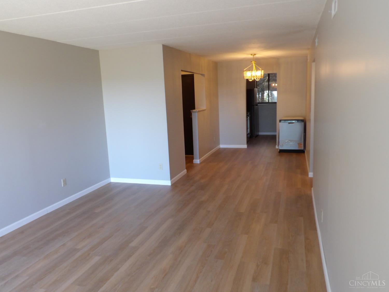 454 Grand Avenue Property Photo 9