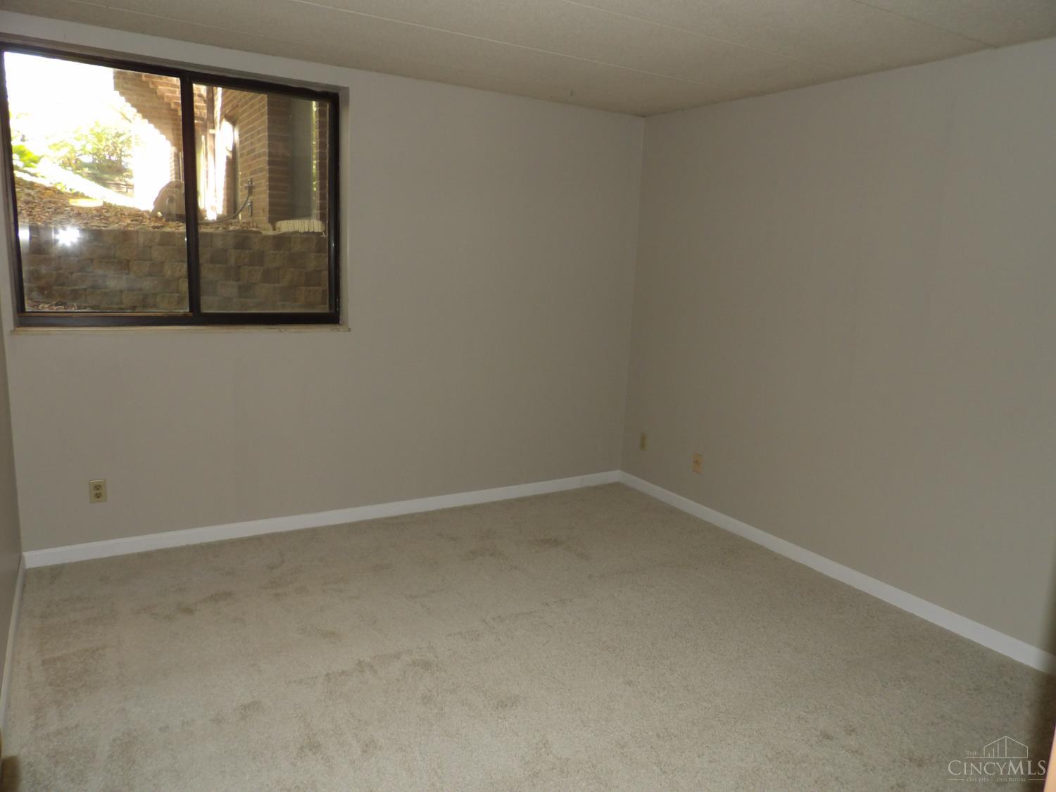 454 Grand Avenue Property Photo 11