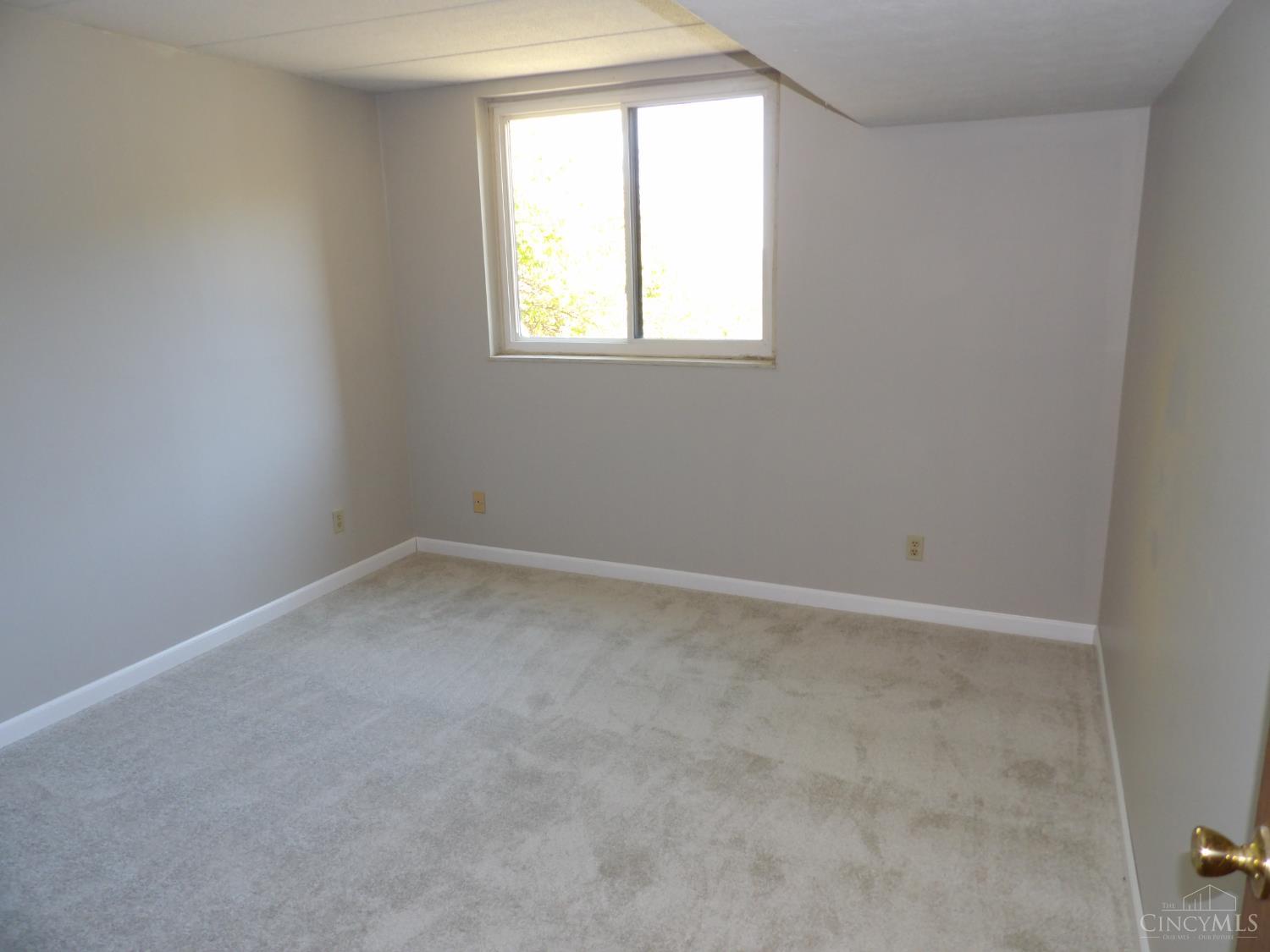 454 Grand Avenue Property Photo 13