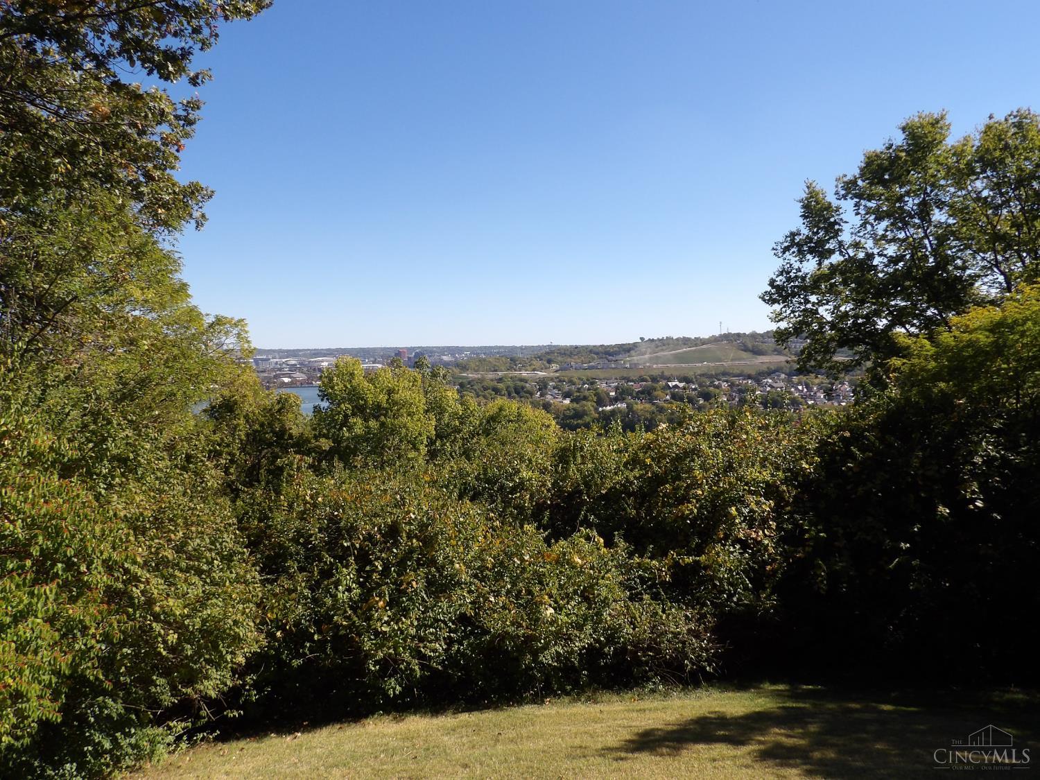 454 Grand Avenue Property Photo 23