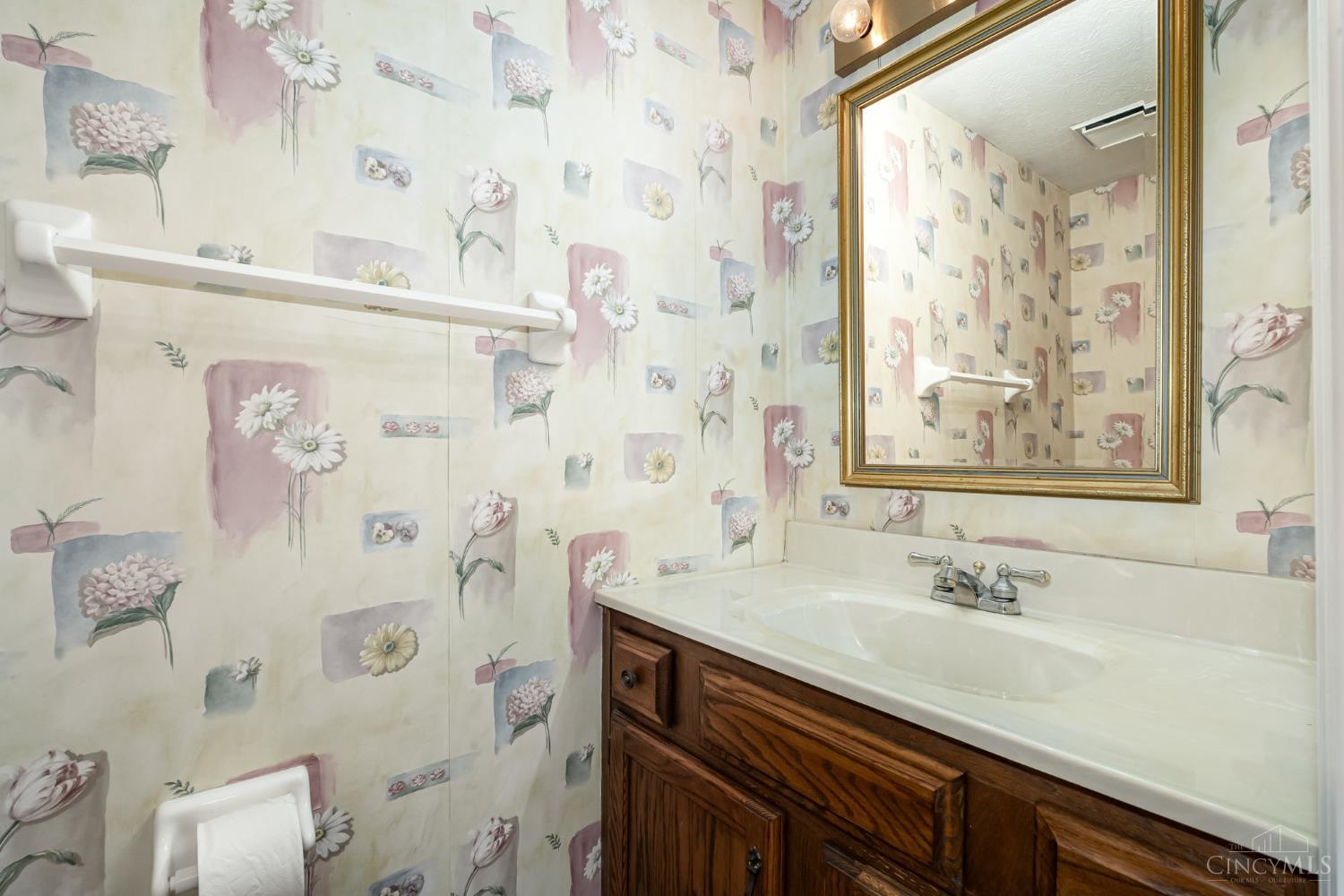 1165 Village Glen Dr Property Photo 12