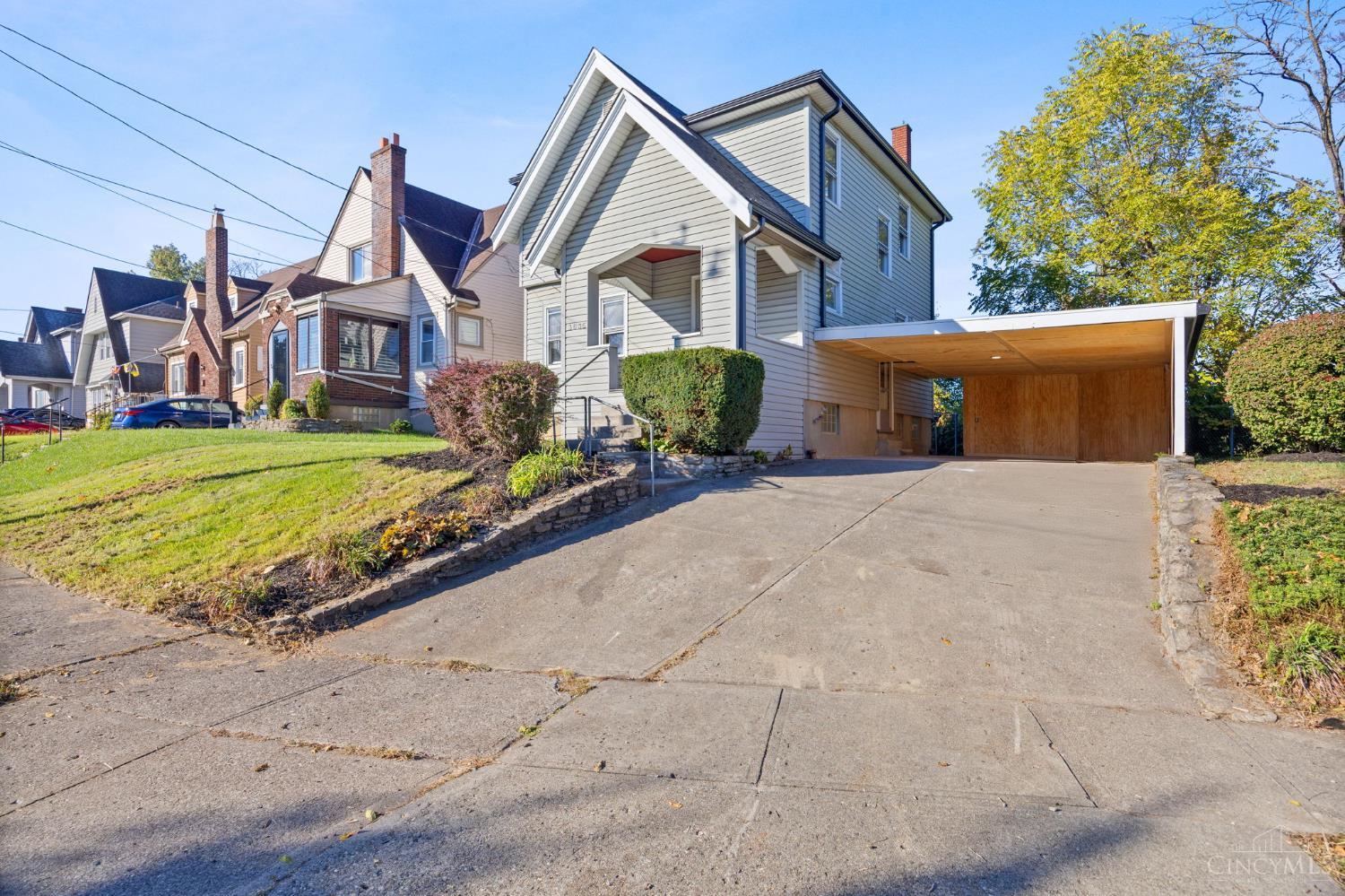 3635 Barberry Avenue Property Photo 4