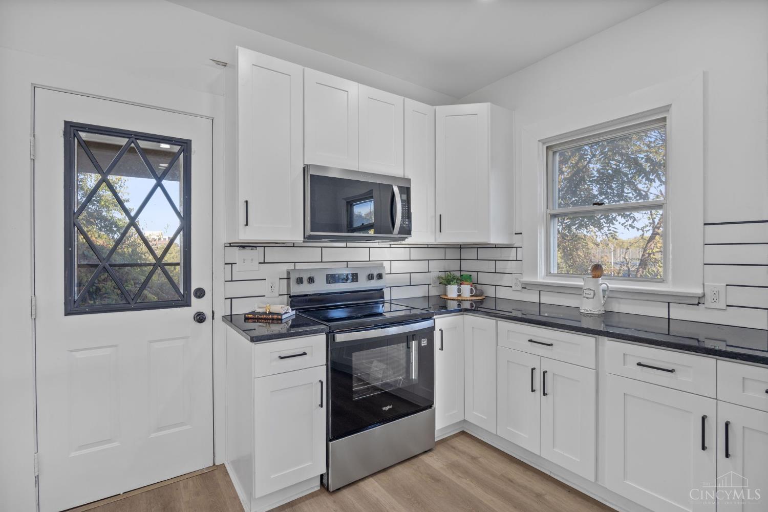 3635 Barberry Avenue Property Photo 18