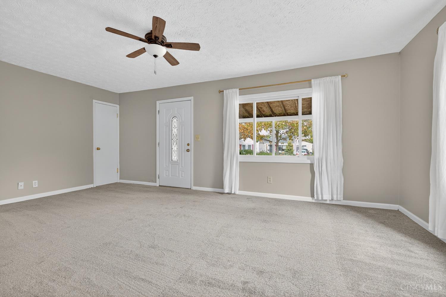 6519 Rainbow Lane Property Photo 7