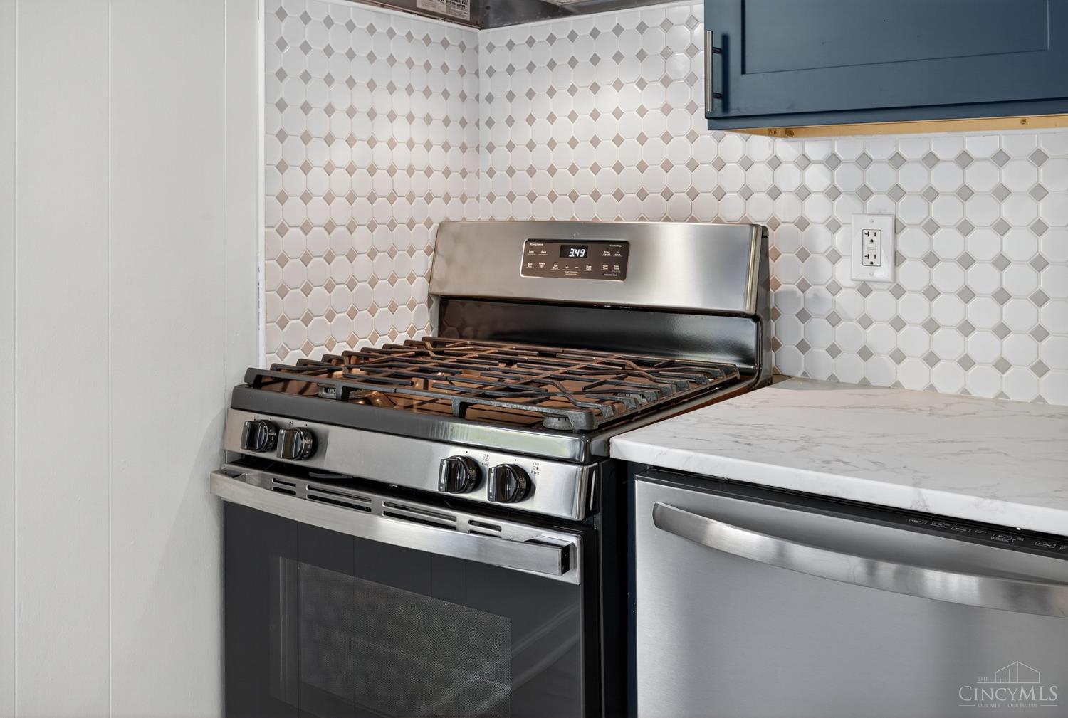 6519 Rainbow Lane Property Photo 13