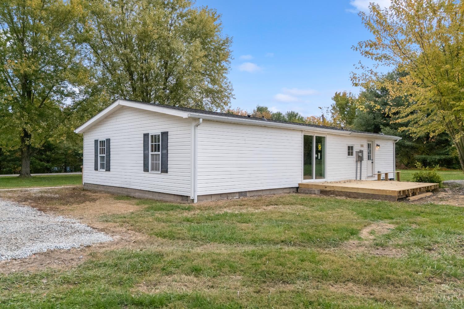 916 Wise Road Property Photo 5