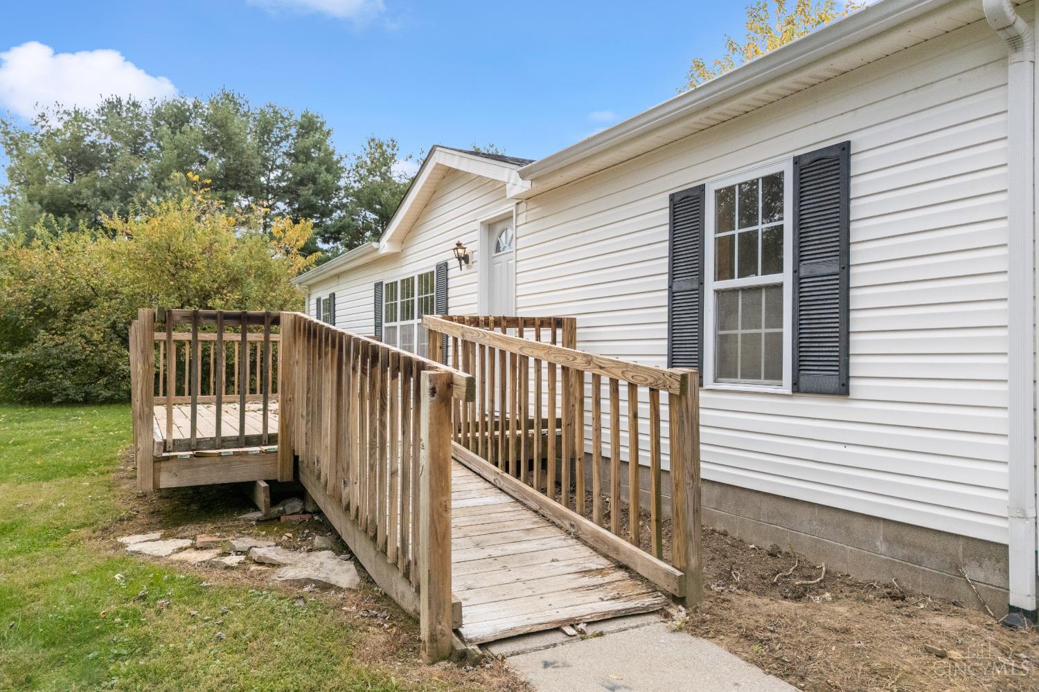 916 Wise Road Property Photo 9