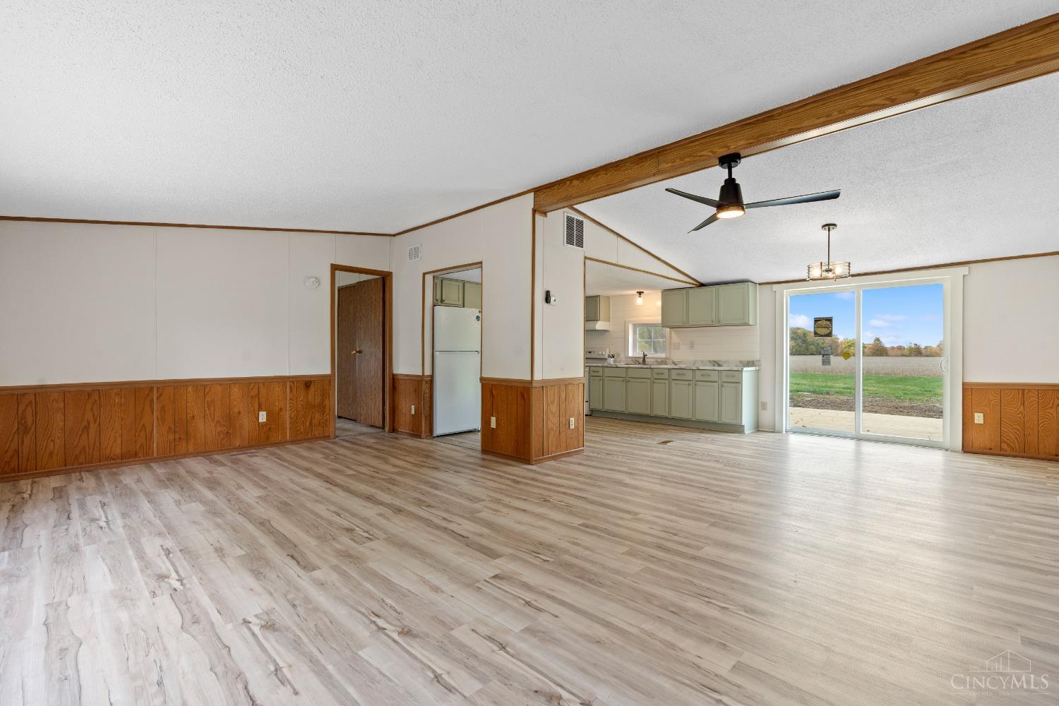 916 Wise Road Property Photo 12