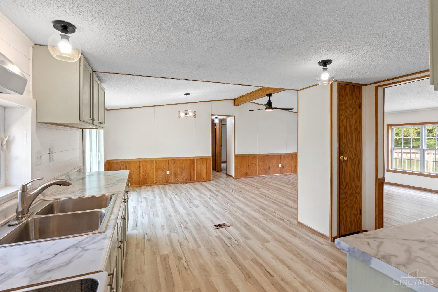 916 Wise Road Property Photo 20