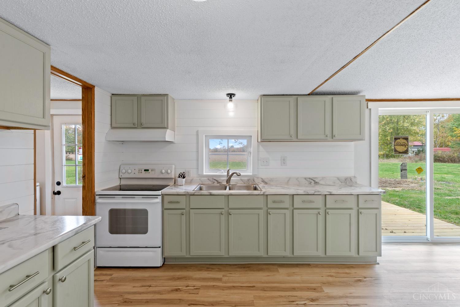 916 Wise Road Property Photo 21