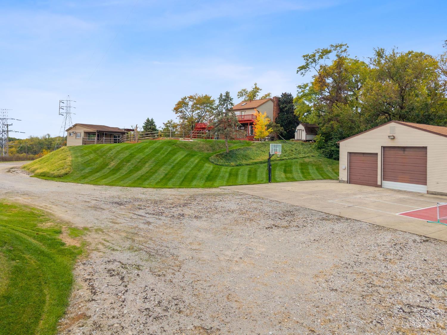 W 1142 Seymour Avenue Property Photo 7