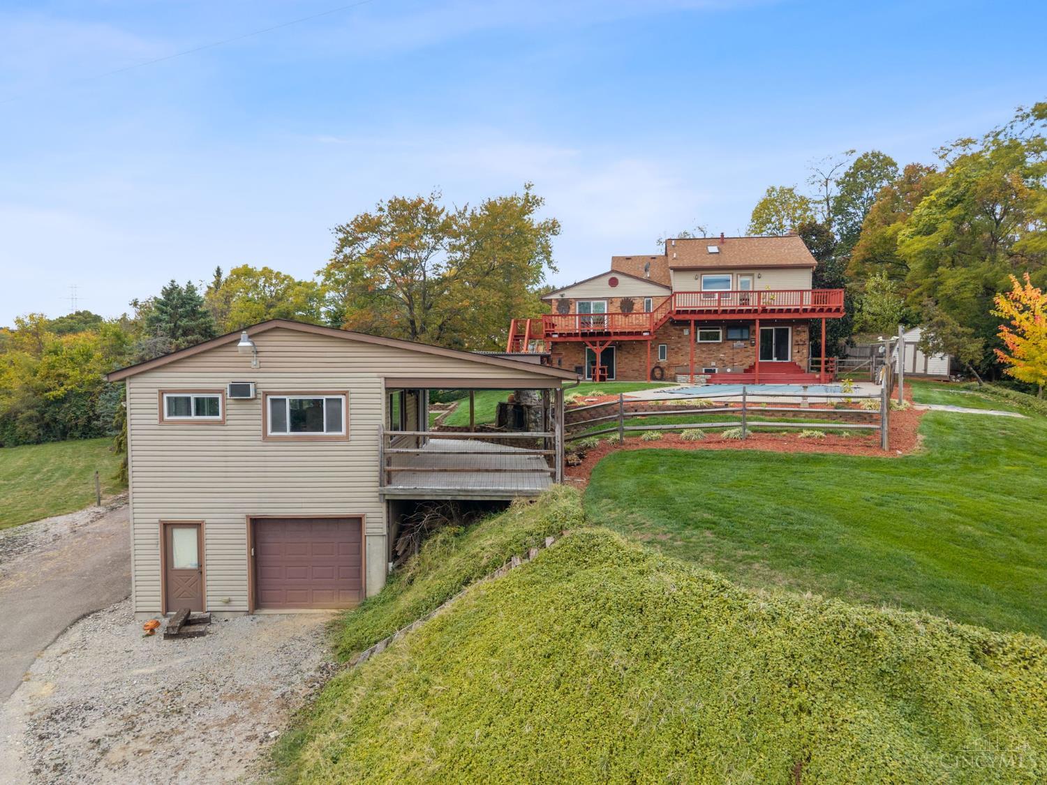 W 1142 Seymour Avenue Property Photo 8