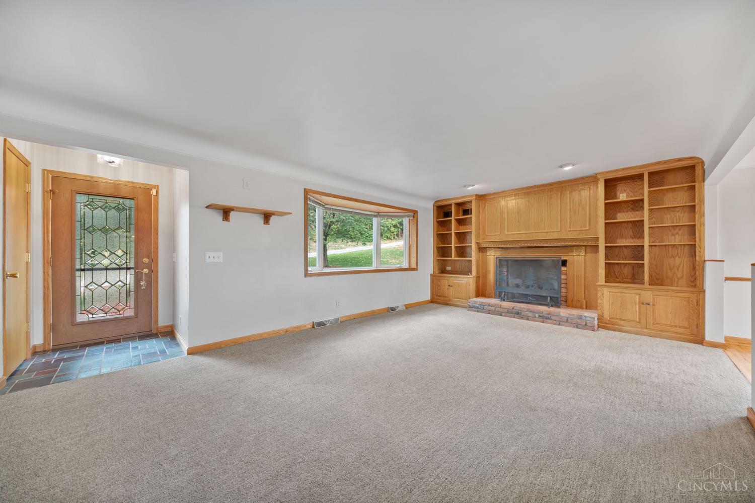 W 1142 Seymour Avenue Property Photo 9