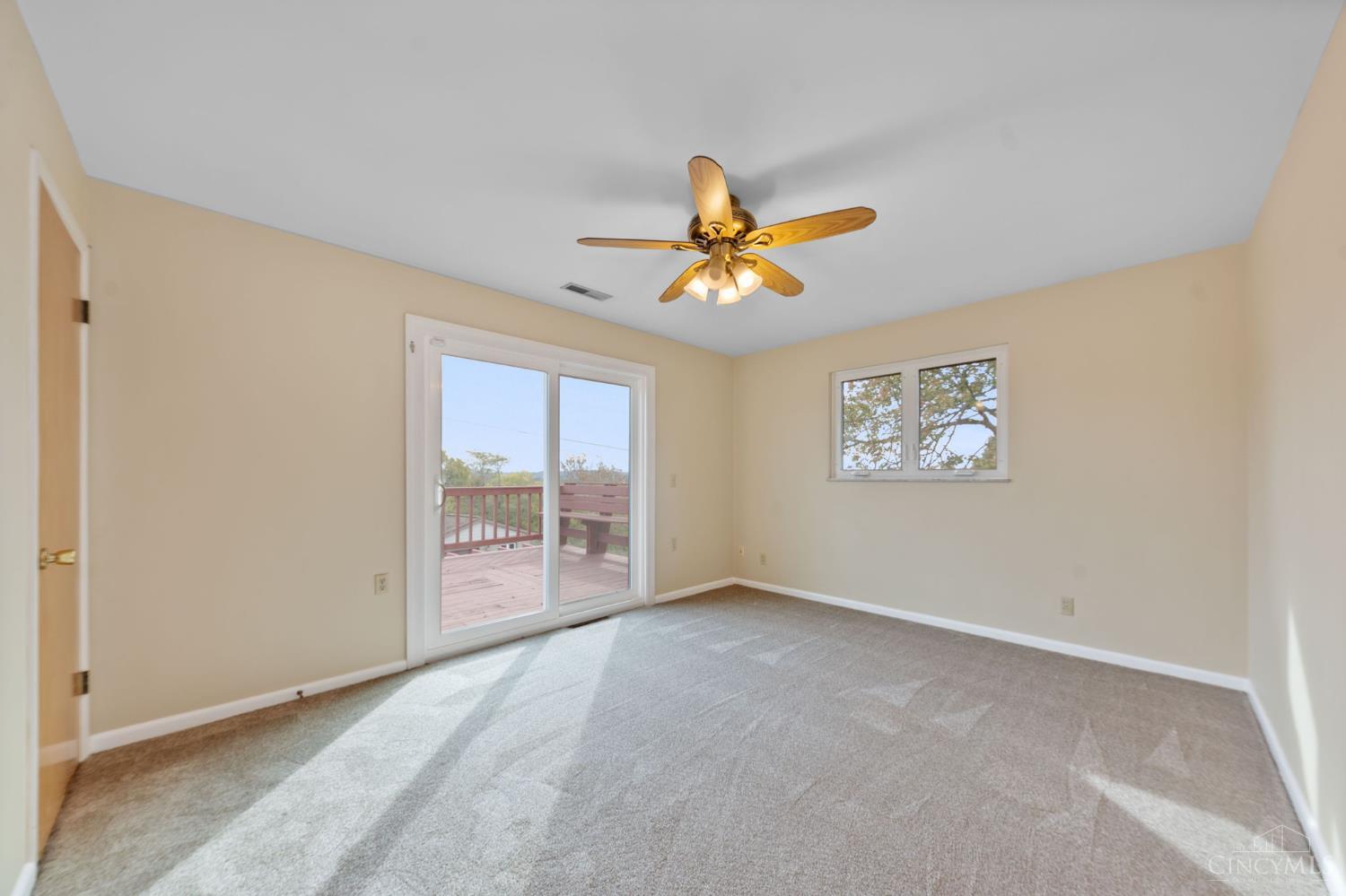 W 1142 Seymour Avenue Property Photo 17