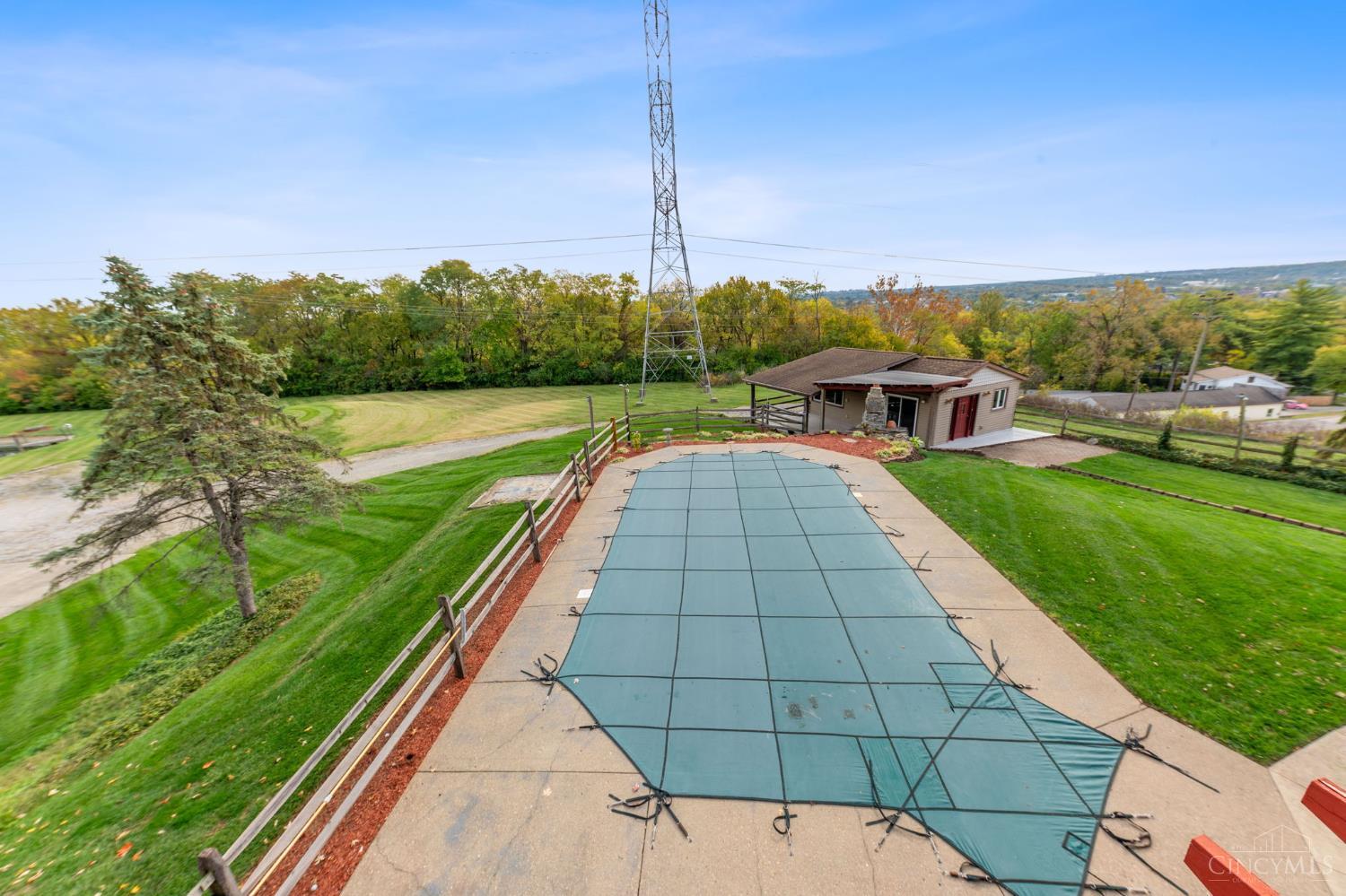 W 1142 Seymour Avenue Property Photo 37