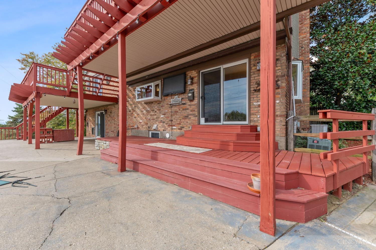 W 1142 Seymour Avenue Property Photo 41