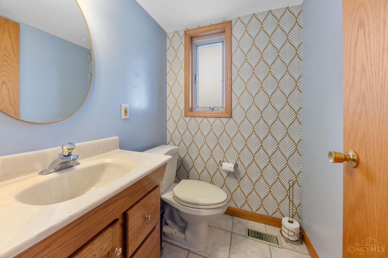 W 1142 Seymour Avenue Property Photo 46