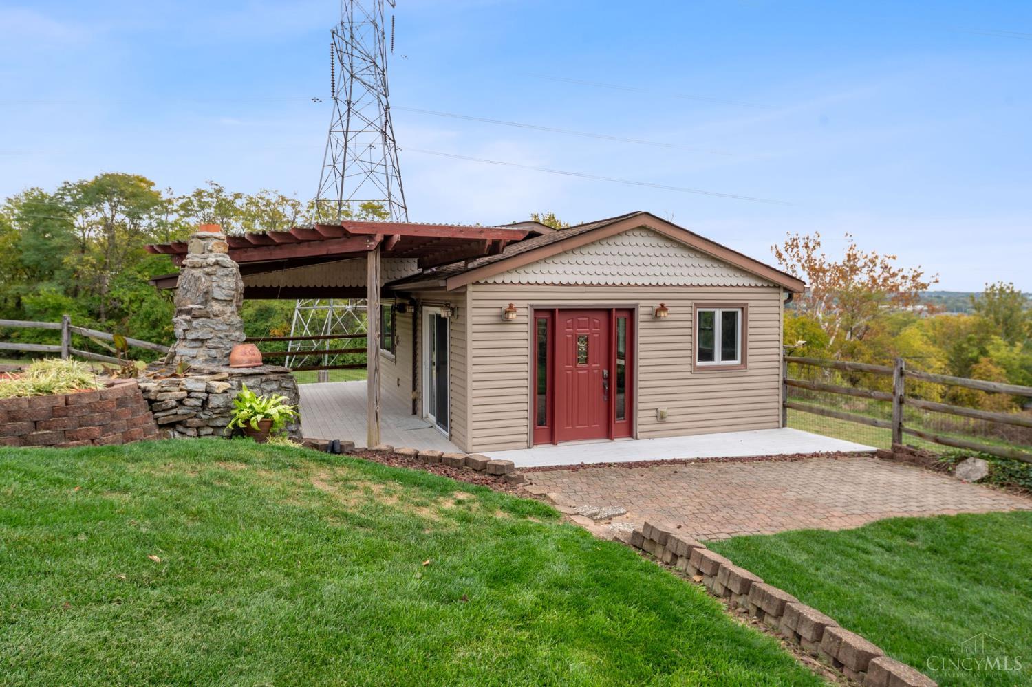 W 1142 Seymour Avenue Property Photo 68