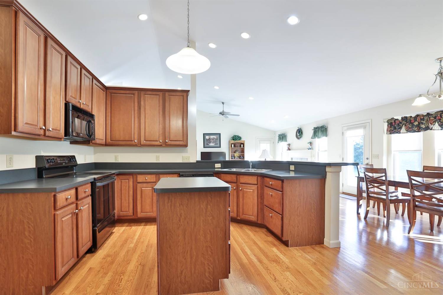 6638 Ashe Knoll Property Photo 14