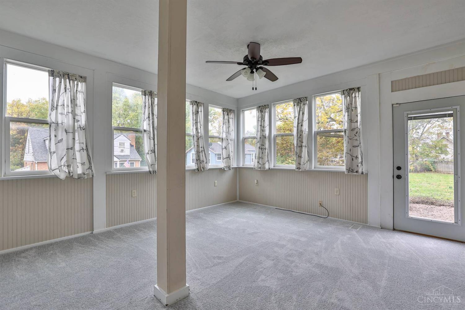 1009 5th Street Property Photo 9