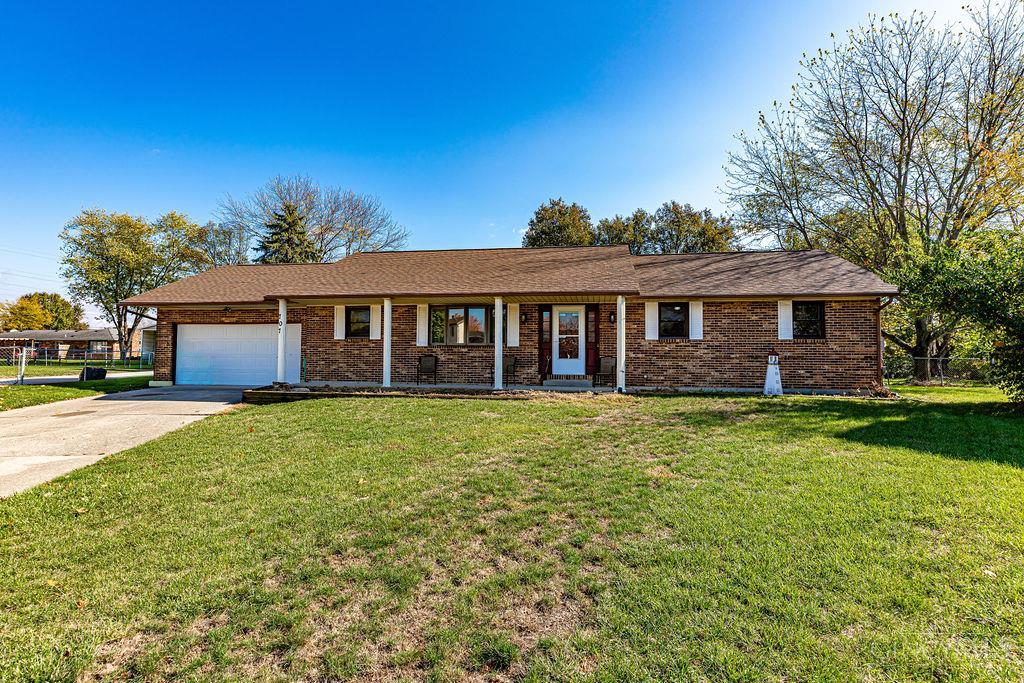 707 Westview Court Property Photo 2