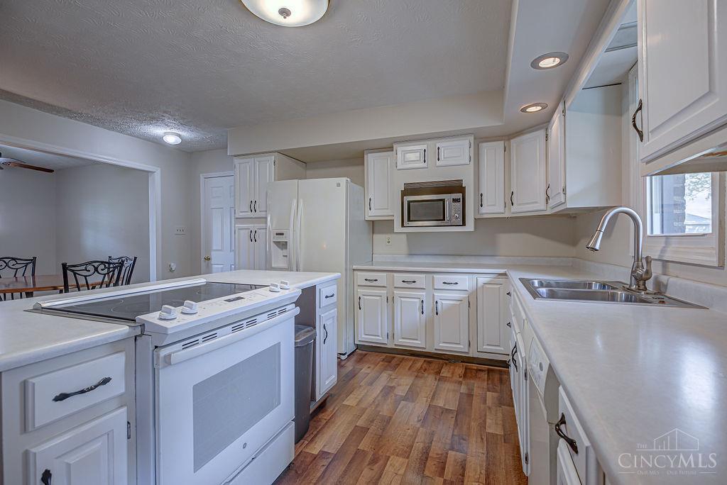 707 Westview Court Property Photo 14