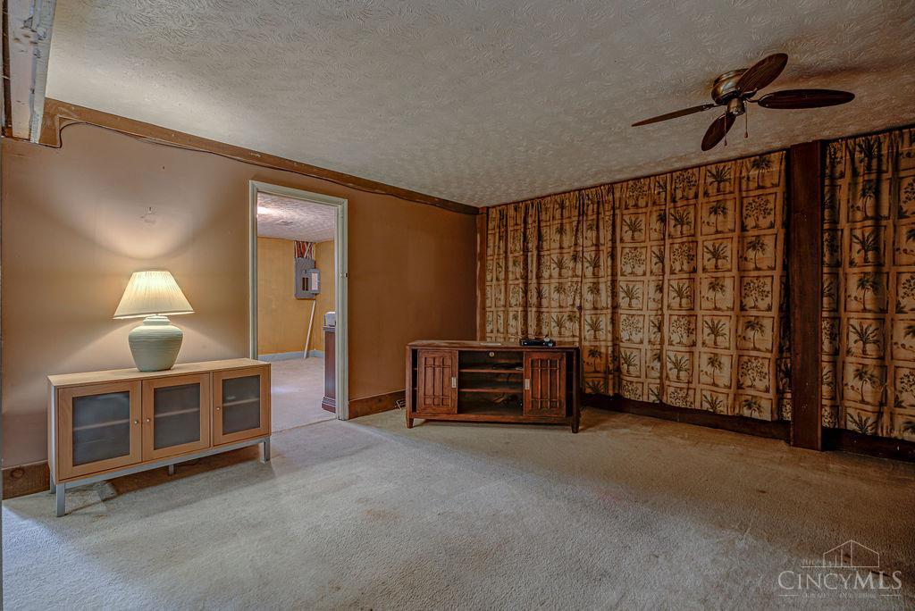 707 Westview Court Property Photo 33