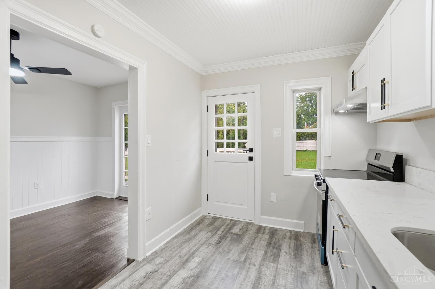 3318 Buell Street Property Photo 8