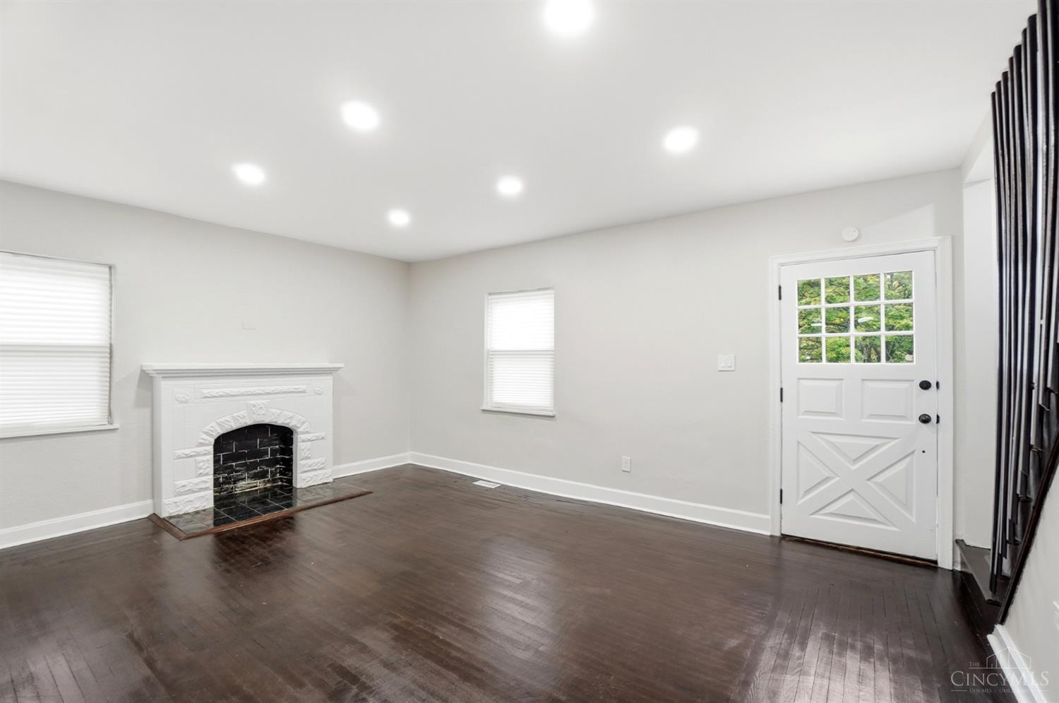 3318 Buell Street Property Photo 11