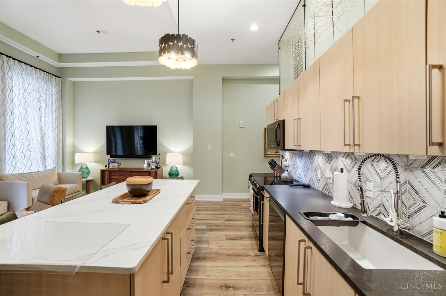 W 15 Fourth Street Property Photo 23