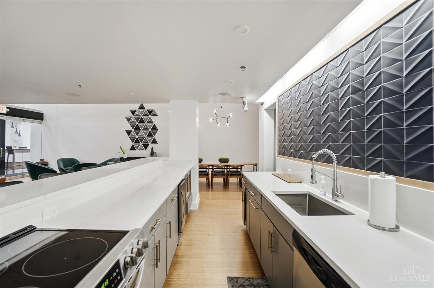 W 15 Fourth Street Property Photo 53