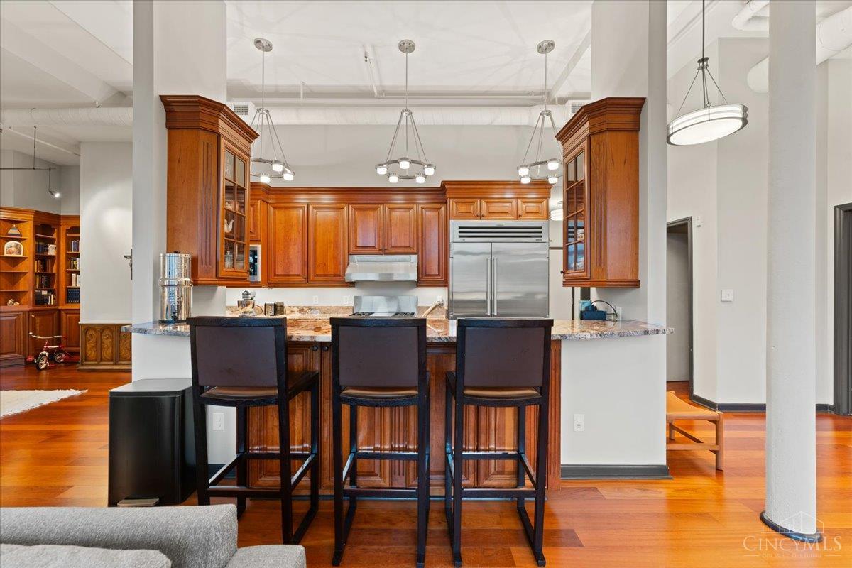 2700 Ashland Avenue Property Photo 8