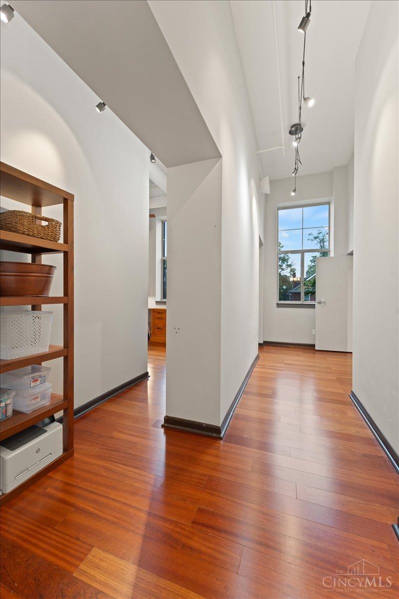 2700 Ashland Avenue Property Photo 33