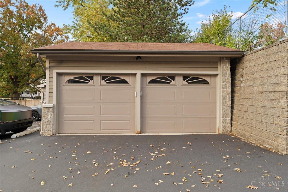 2700 Ashland Avenue Property Photo 36