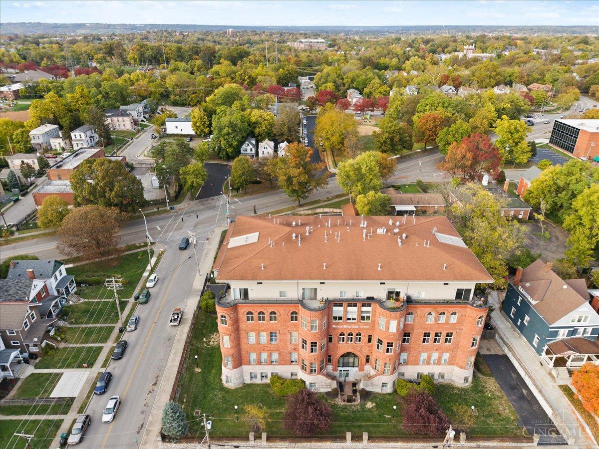 2700 Ashland Avenue Property Photo 37