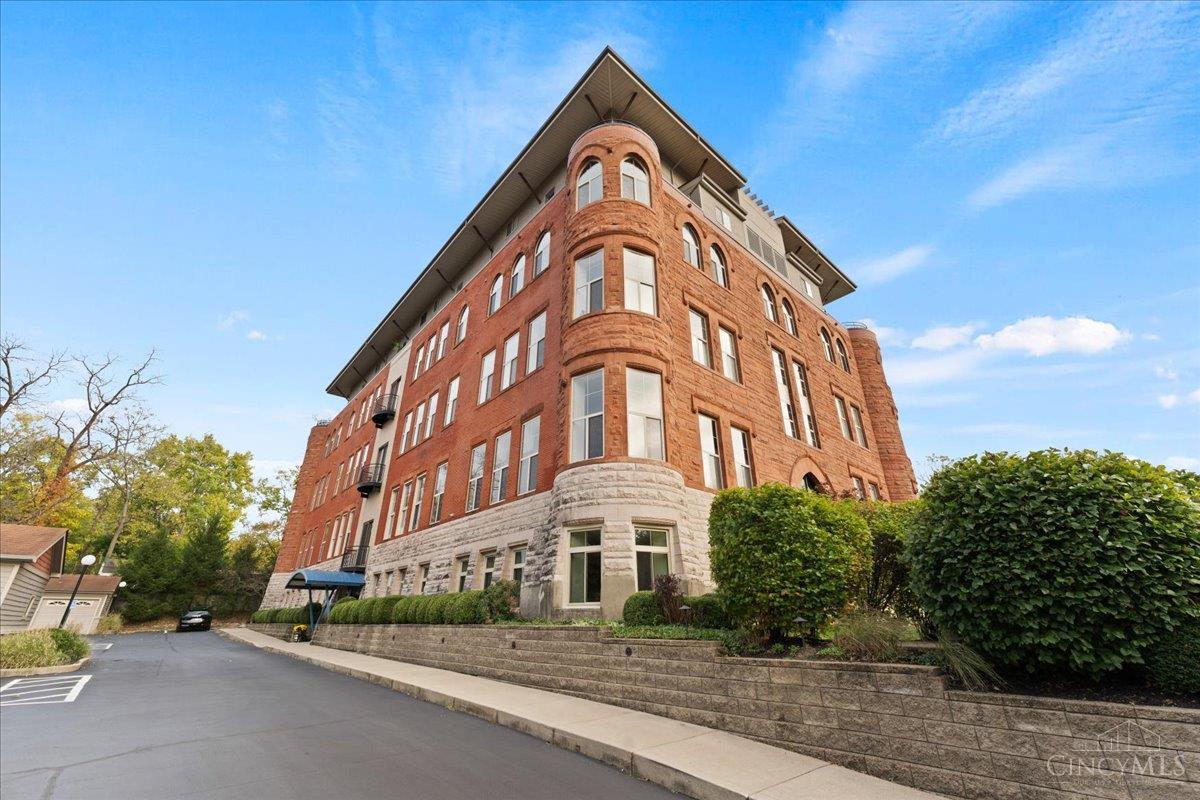 2700 Ashland Avenue Property Photo 41