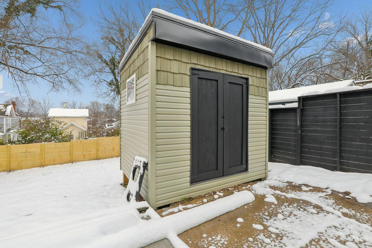 5532 Dunning Place Property Photo 4