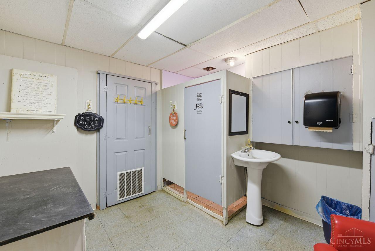 4256 Hamilton Avenue Property Photo 47