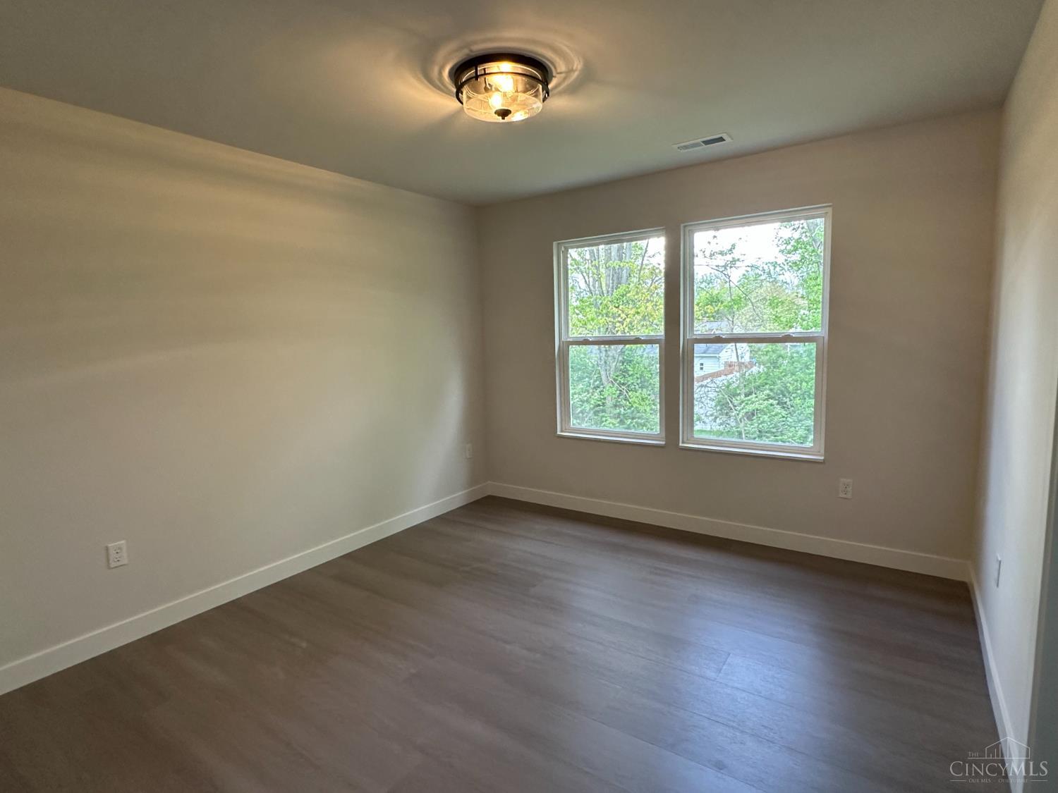 335 Ruth Street Property Photo 20