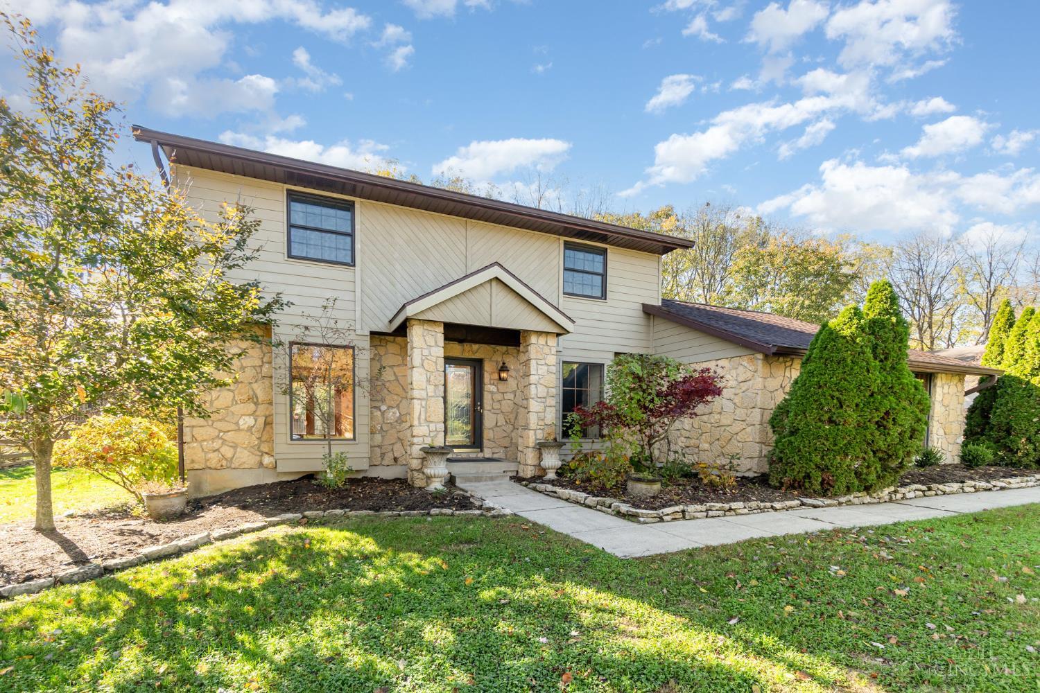 947 Broadview Drive Property Photo 1