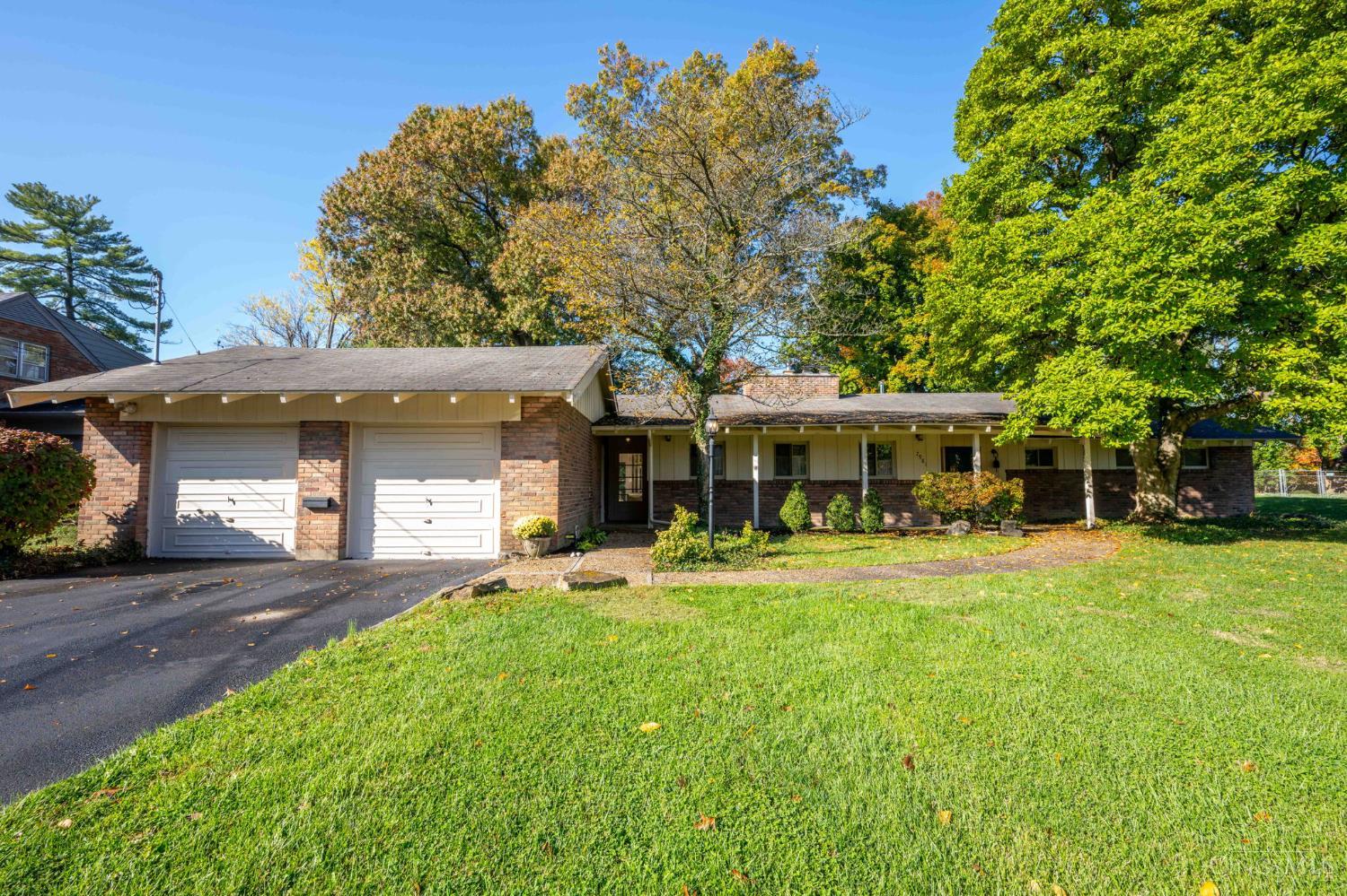 7981 Glenbrook Court Property Photo 1