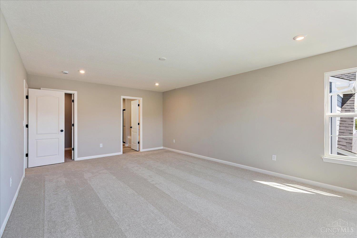 6071 Foothills Drive Property Photo 15